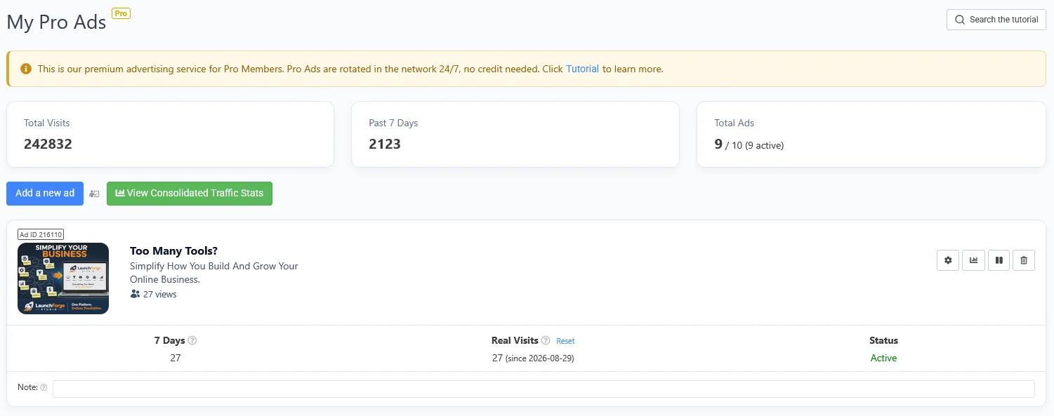 LeadsLeap Pro Ads dashboard showing traffic statistics and an active advertising campaign